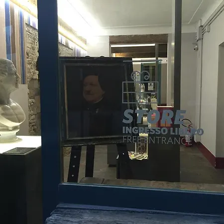 Rossini - Centre Of *